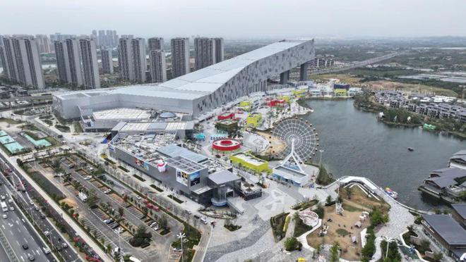 冰雪头条：武汉城建集团打造、热雪奇迹运营华中最大室内滑雪场正式开业(图6)