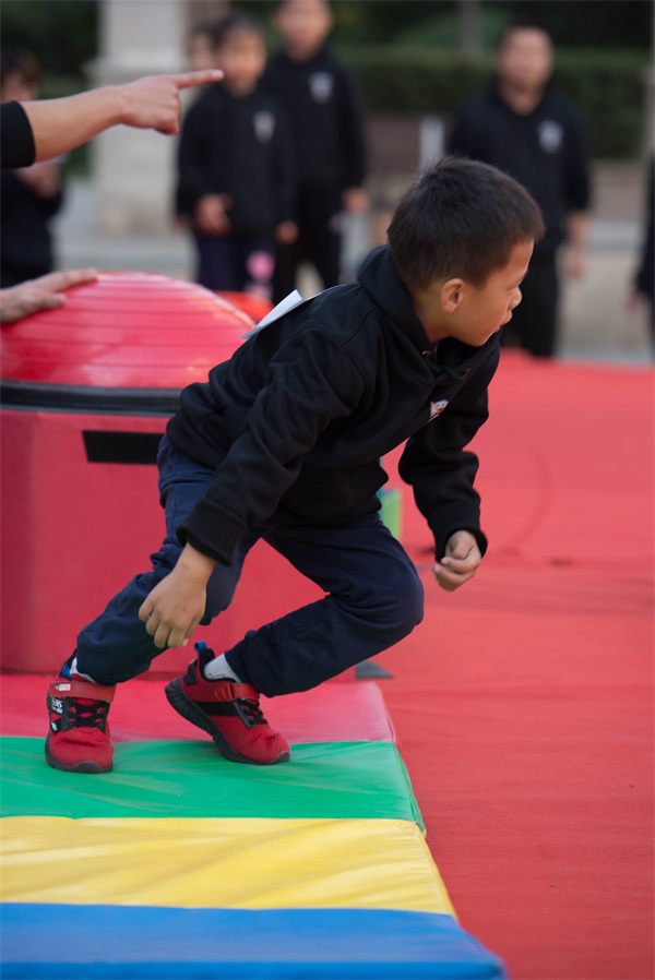 你给孩子报班啦吗？让“幼儿体能教育”变成了千亿金矿(图2)