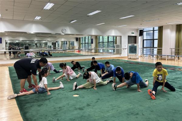 罗湖少儿体育培训中心(图1)