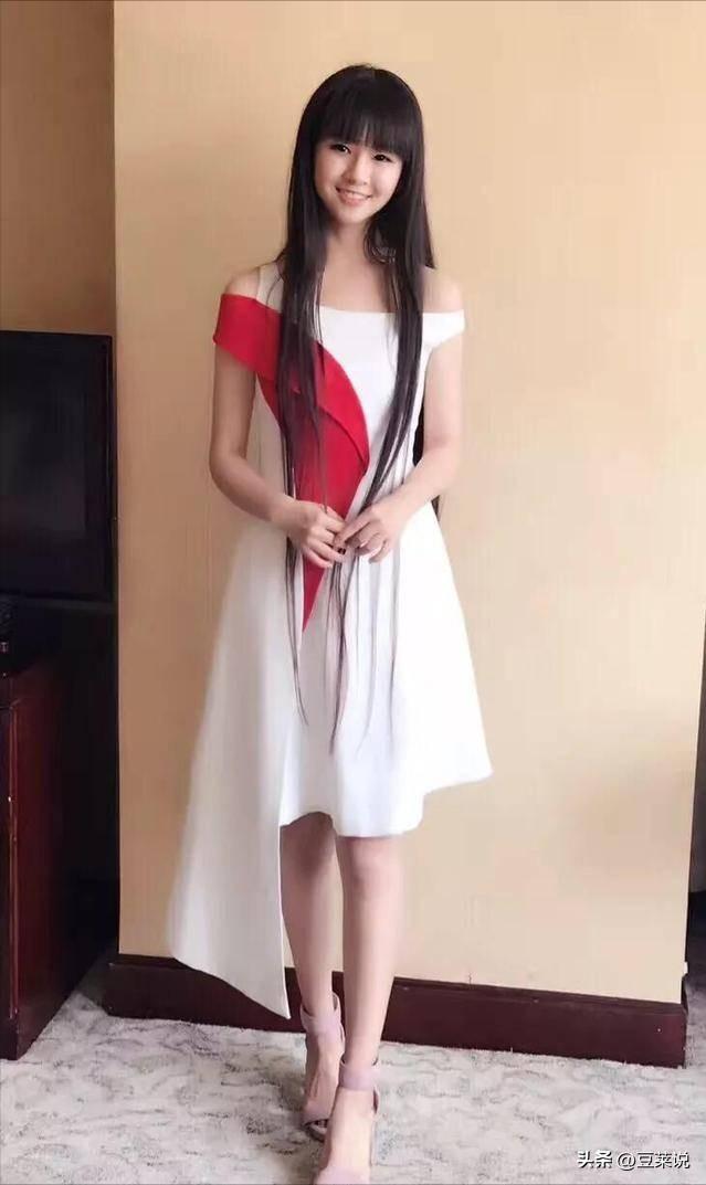 有种“整容”叫长大10年前一转成名的小彩旗如今像换个人(图3)