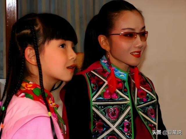 有种“整容”叫长大10年前一转成名的小彩旗如今像换个人(图23)