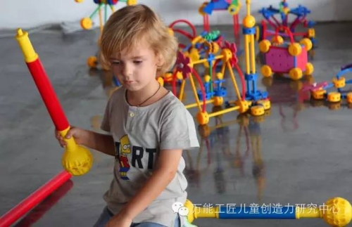 【安海网事】西安村第八网格开展“小区童行 跃动启飞”体能训练课(图1)