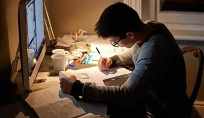 一个班两个群写作业的家长群和不写作业的家长群老师不容易啊(图3)