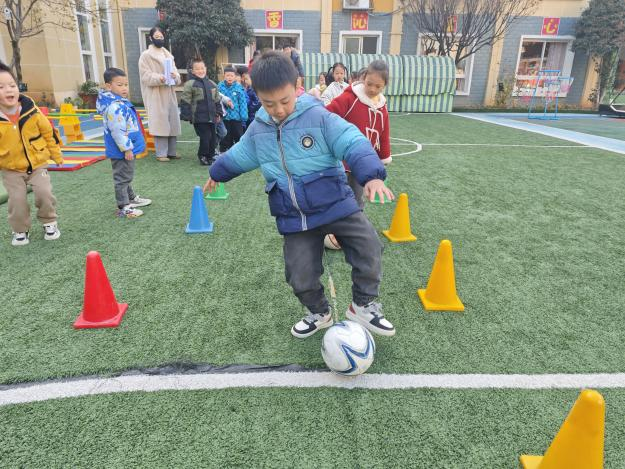 玩转体能悦享成长——崇仁县幼儿园关工委综合体能评估活动(图6)
