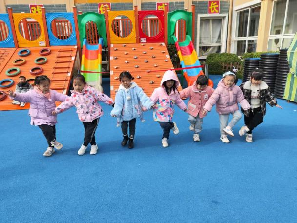 玩转体能悦享成长——崇仁县幼儿园关工委综合体能评估活动(图7)