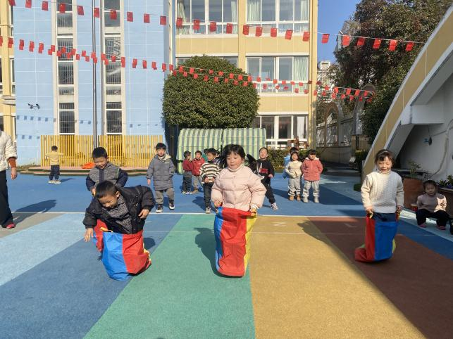 玩转体能悦享成长——崇仁县幼儿园关工委综合体能评估活动(图10)