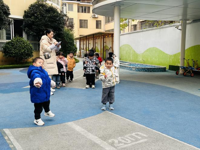 玩转体能悦享成长——崇仁县幼儿园关工委综合体能评估活动(图13)