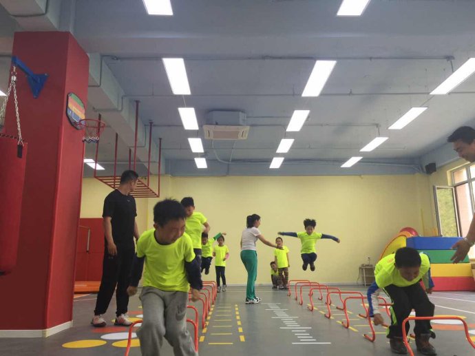 私绘体育：少儿篮球现状剖析与展望（二）(图1)