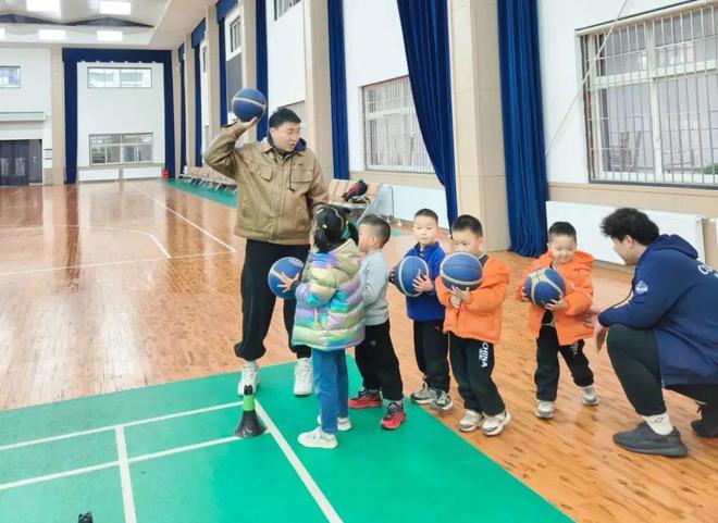 “蓝宝宝”爱心托管 巧解假期“看护难”(图2)