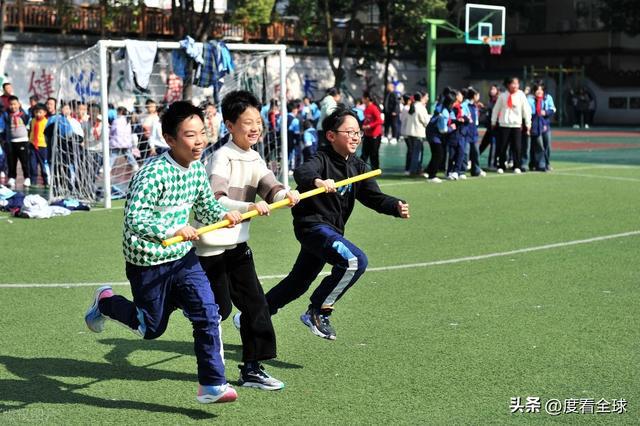 15分钟课间新玩法！宜昌秭归小学让孩子动起来快乐成长不是梦！(图2)