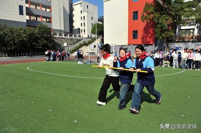 15分钟课间新玩法！宜昌秭归小学让孩子动起来快乐成长不是梦！(图13)