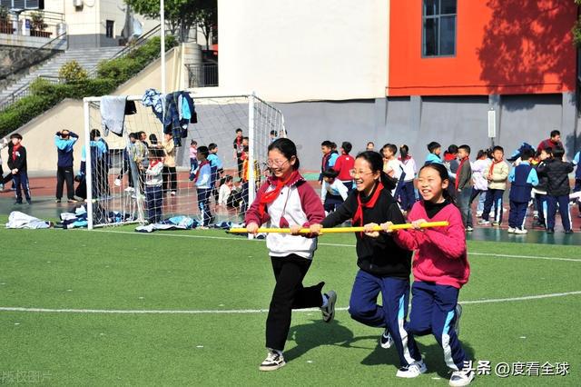 15分钟课间新玩法！宜昌秭归小学让孩子动起来快乐成长不是梦！(图14)