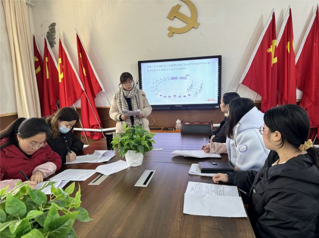 遂宁安居区三家幼儿园开展“体能大循环的实施策略”教研培训(图2)