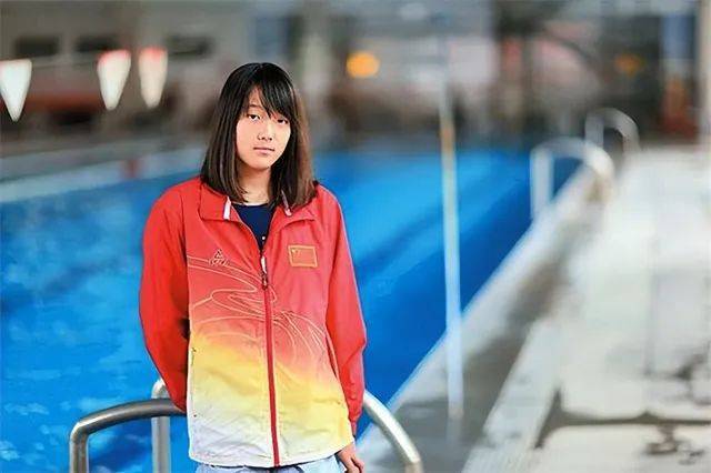 4岁遇车祸失双腿靠半个篮球走路20多年过去如今怎样了？(图13)
