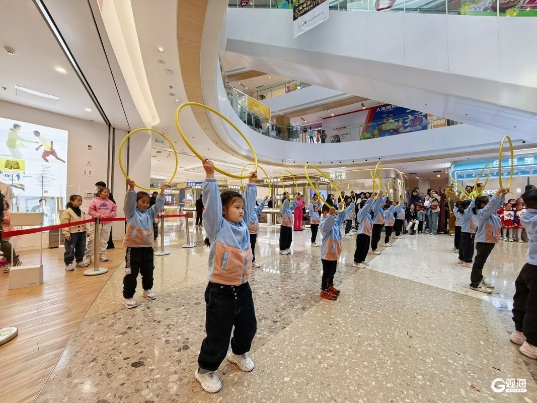 2025市北区全民艺术体育节六大赛事选手拼搏欢培训行业签署自律协定规范严(图3)