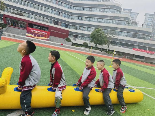 中小学综合体育活动不低于2小时天兑现了吗？体育活动课上都干些啥？(图15)