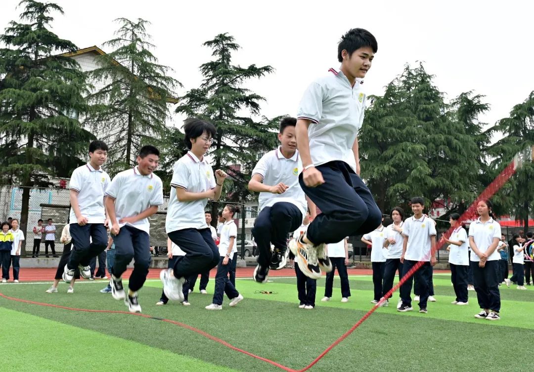 2025年东昌府区幼儿体育与健康培训会成功举办(图1)