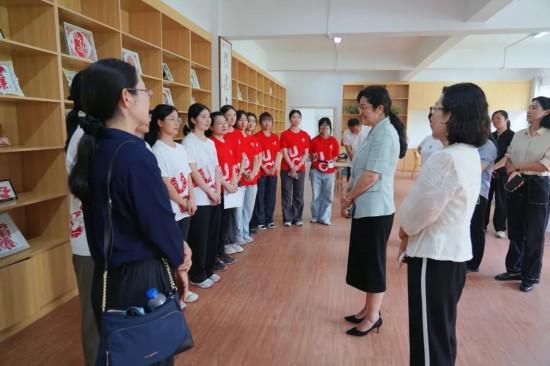 石榴花开耀天山——女大学生支教行动点亮新疆女孩追梦路(图8)