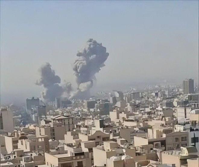 787人遇难！美国3小时发6条撤离令以出动陆军特朗普抱怨英国(图5)