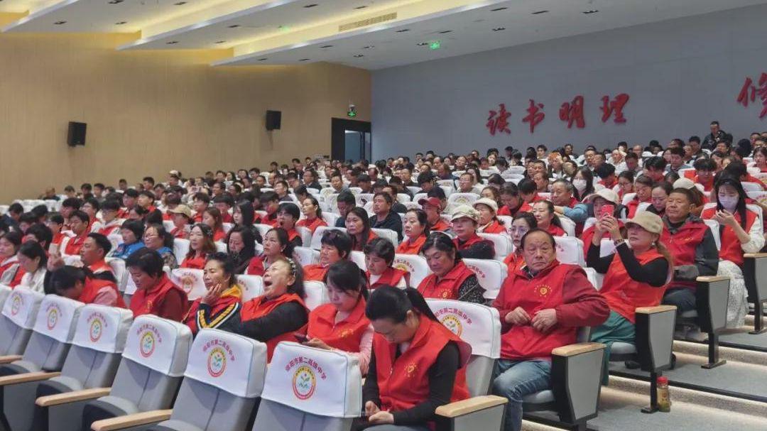 信阳市平桥区举办大型群众活动与体育赛事志愿服务专题培训会(图2)