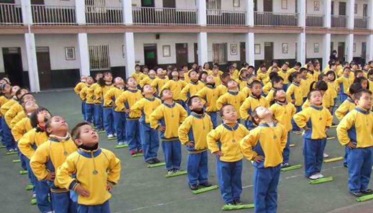 五年打磨精品暑托国贸教育以特色育人赋能孩童暑期成长(图1)